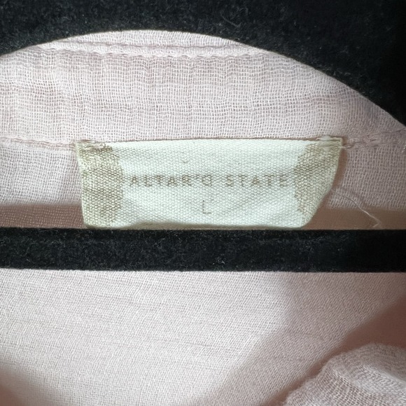 Altar'd State Women's Pink Gauzy Cotton Long Sleeve Button-Down Shirt Size Large - Picture 5 of 8